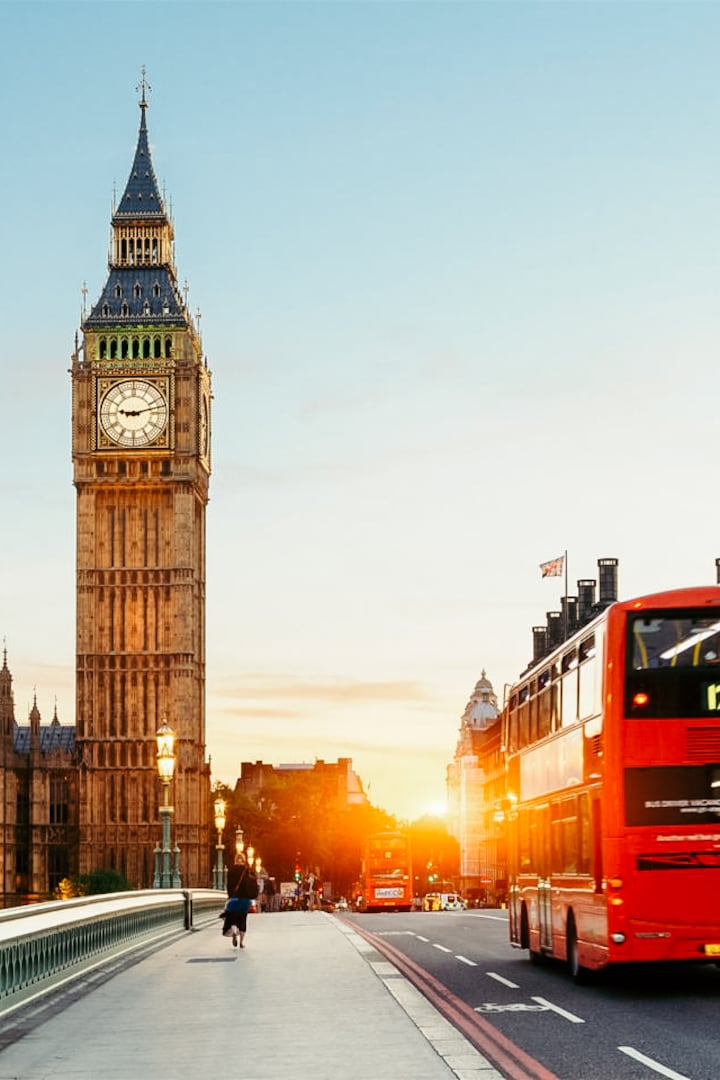 Explore 30+ London sights · ☆4.91