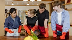 Урок по корейска кулинария с готвач, специалист по кимчи