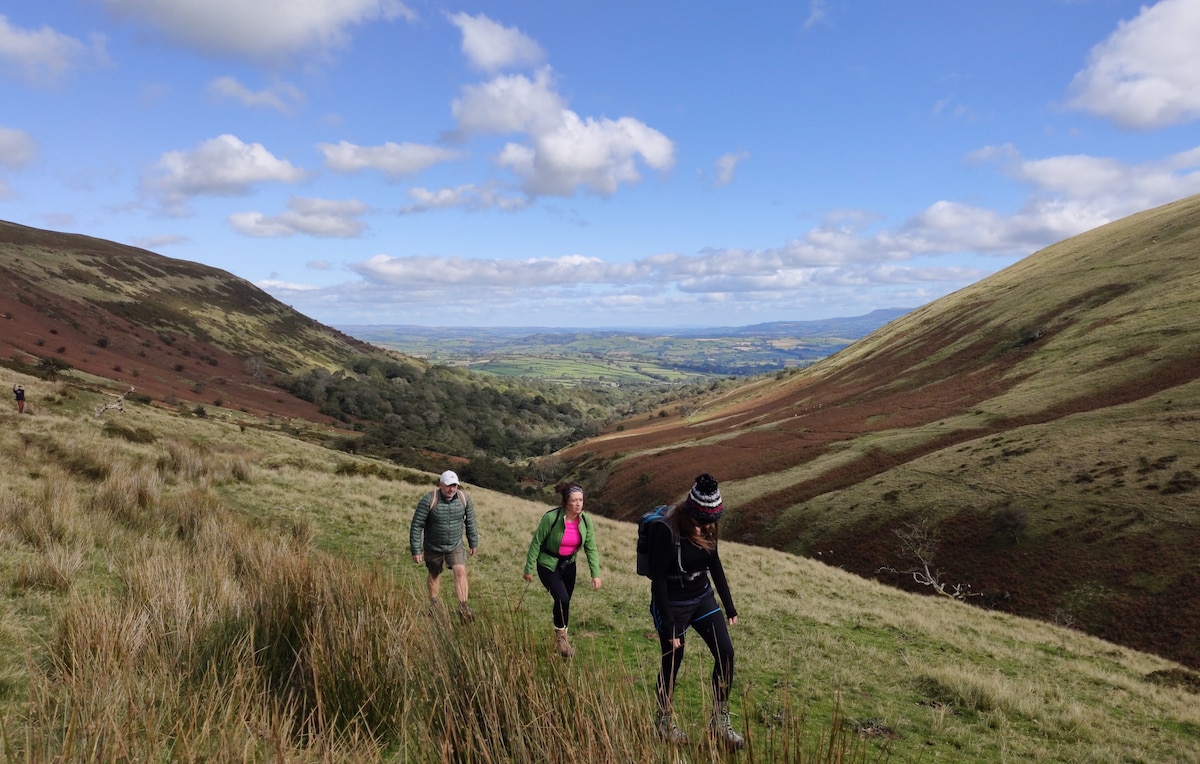 Hike Pen y Fan Brecon Beacons Bannau Brycheiniog