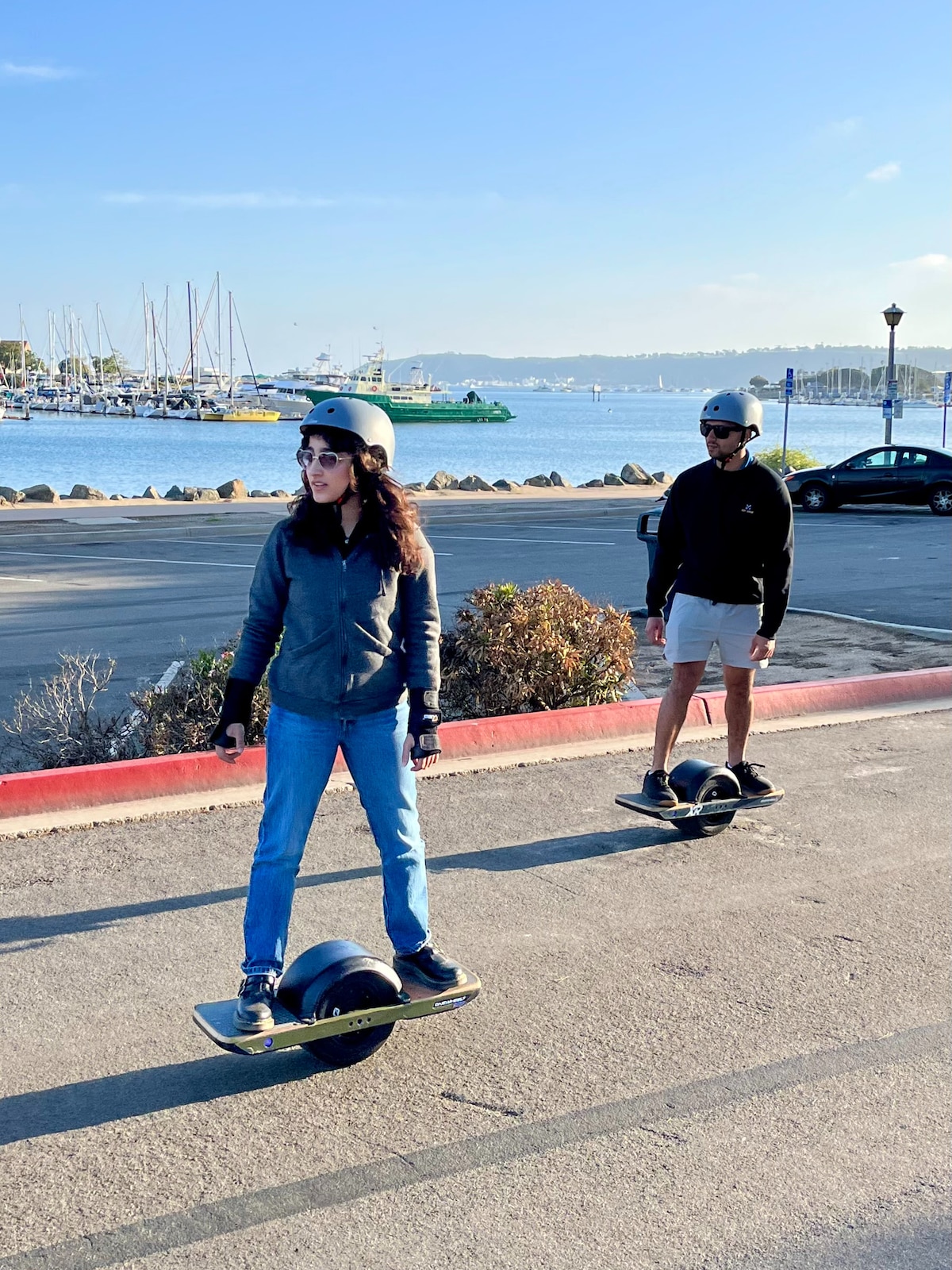 Იმგზავრეთ Onewheel Hoverboard-ით გაკვეთილებითა და ფოტოებით