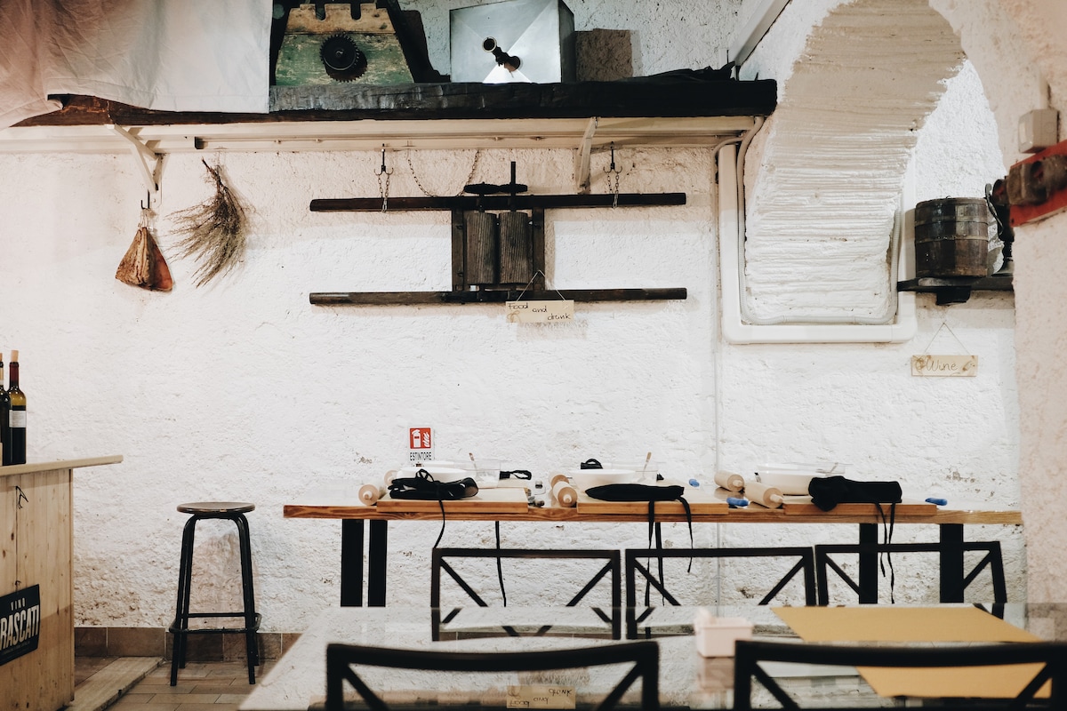 Pasta-making class, wine tasting and dinner