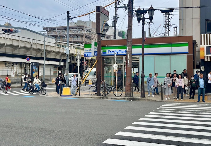 Osaka Shinsekai/Dotombori Walking Tour · ☆4.97