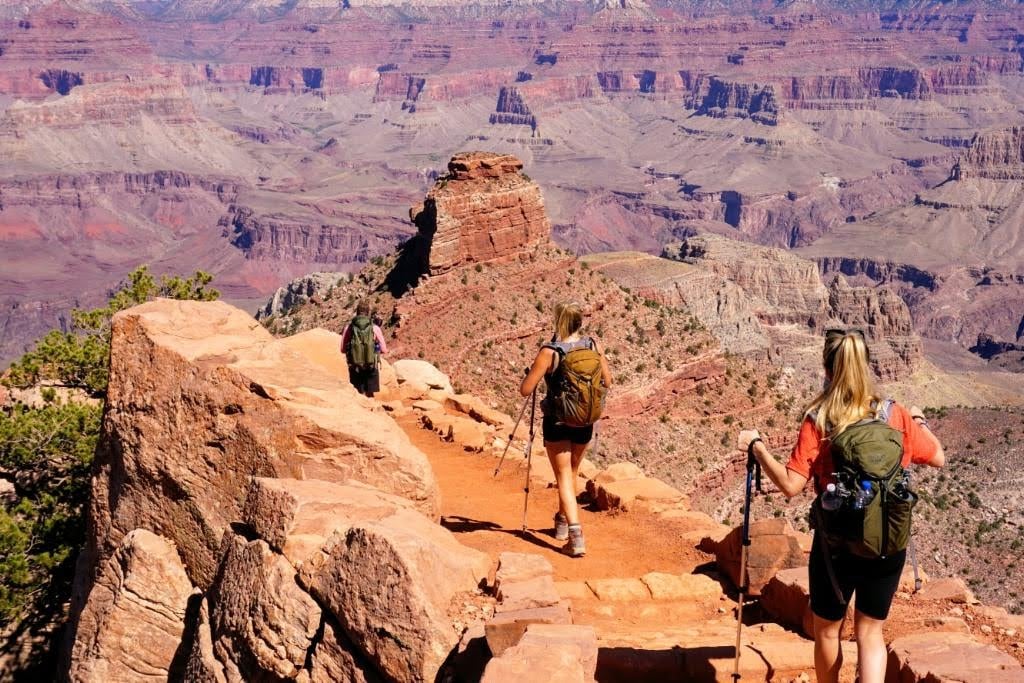 Explore Grand Canyon at Sunset on the Kaibab Trail