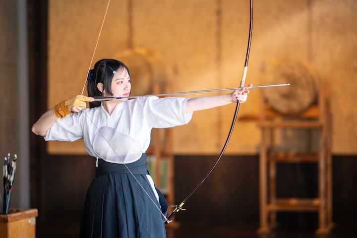 日本の本格的な弓道の芸術と精神 · ☆4.91