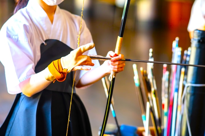 日本の本格的な弓道の芸術と精神 · ☆4.91