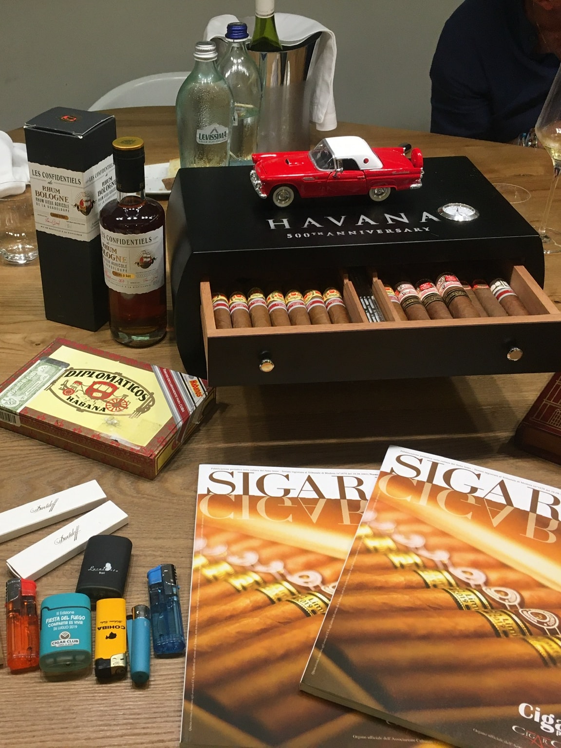 Ღვინის დეგუსტაცია i Sigari Puros Habanos