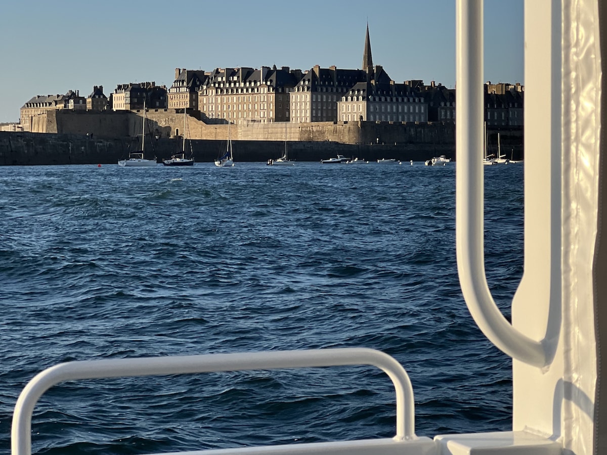 Boat trip in Saint-Malo