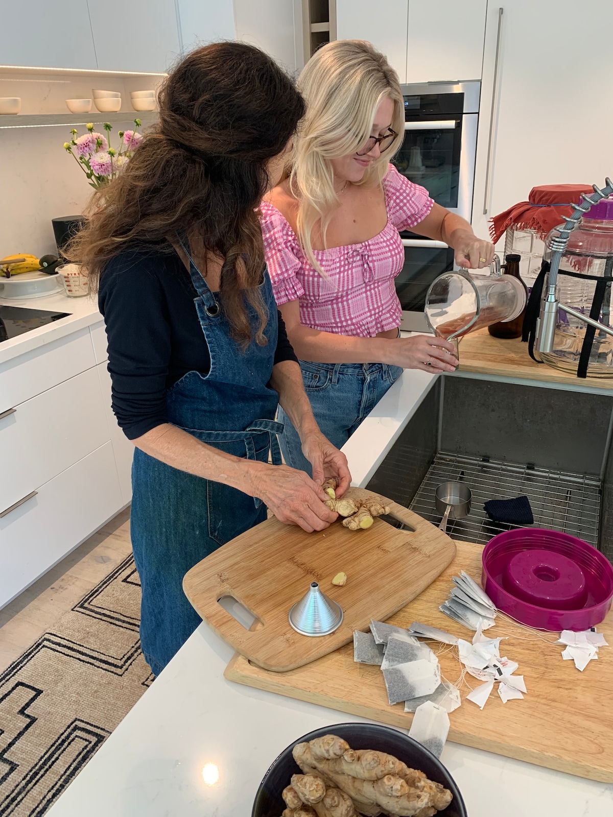 Brew your own kombucha with a raw vegan chef