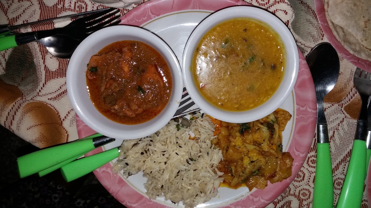 Cook and explore Indian food in Local home