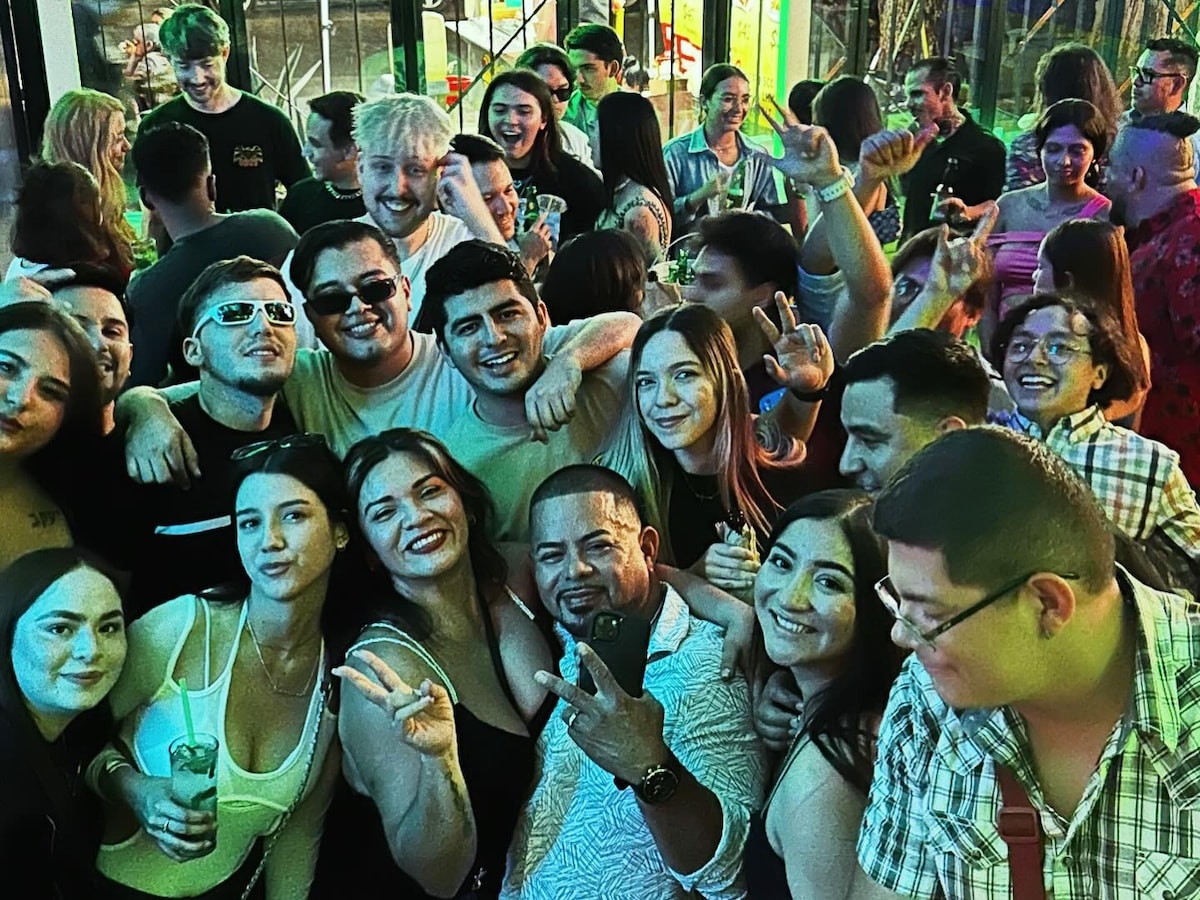 Pub Crawl: Tour de Bares Guadalajara