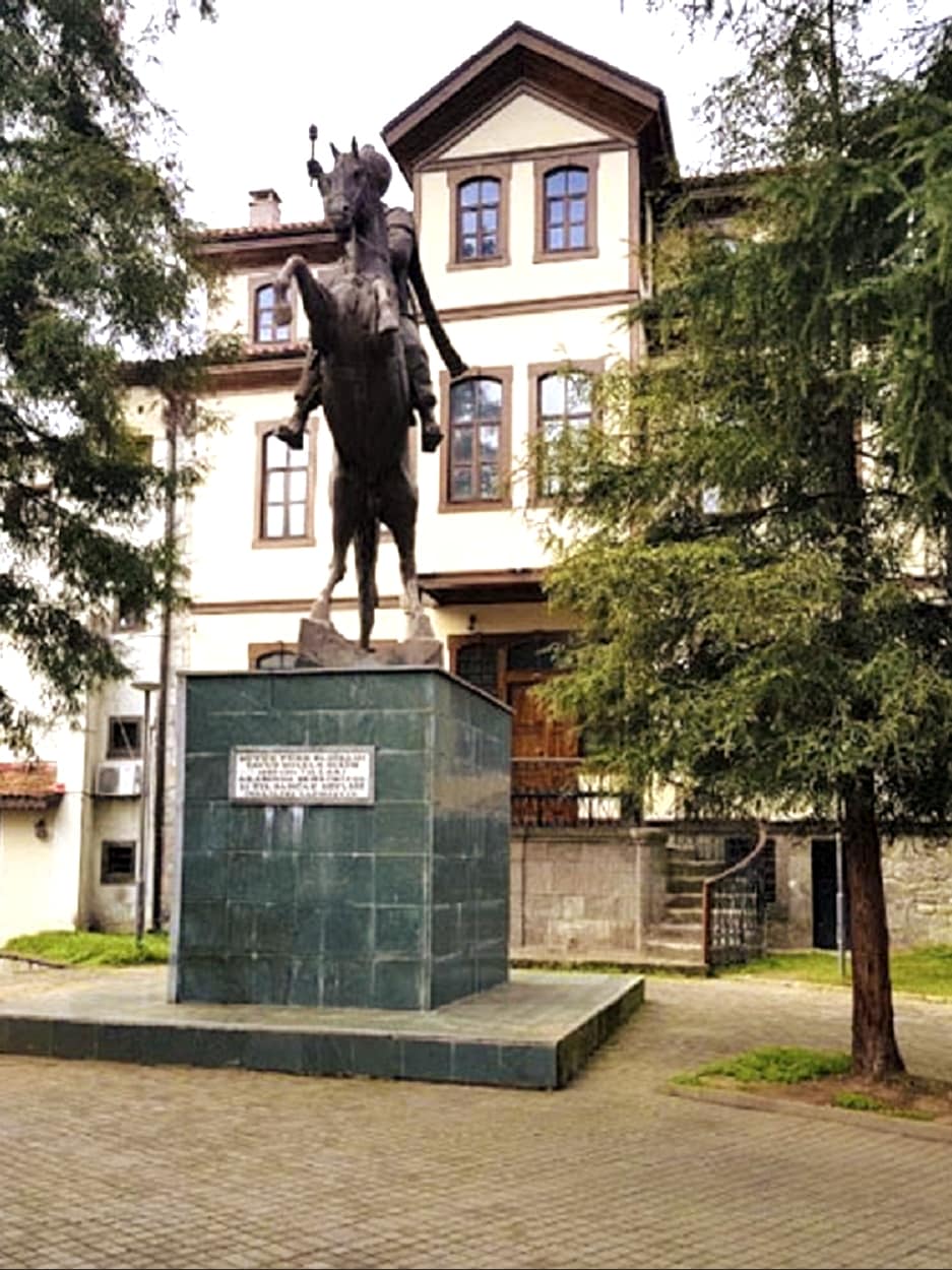 Walk Trabzon Old Town