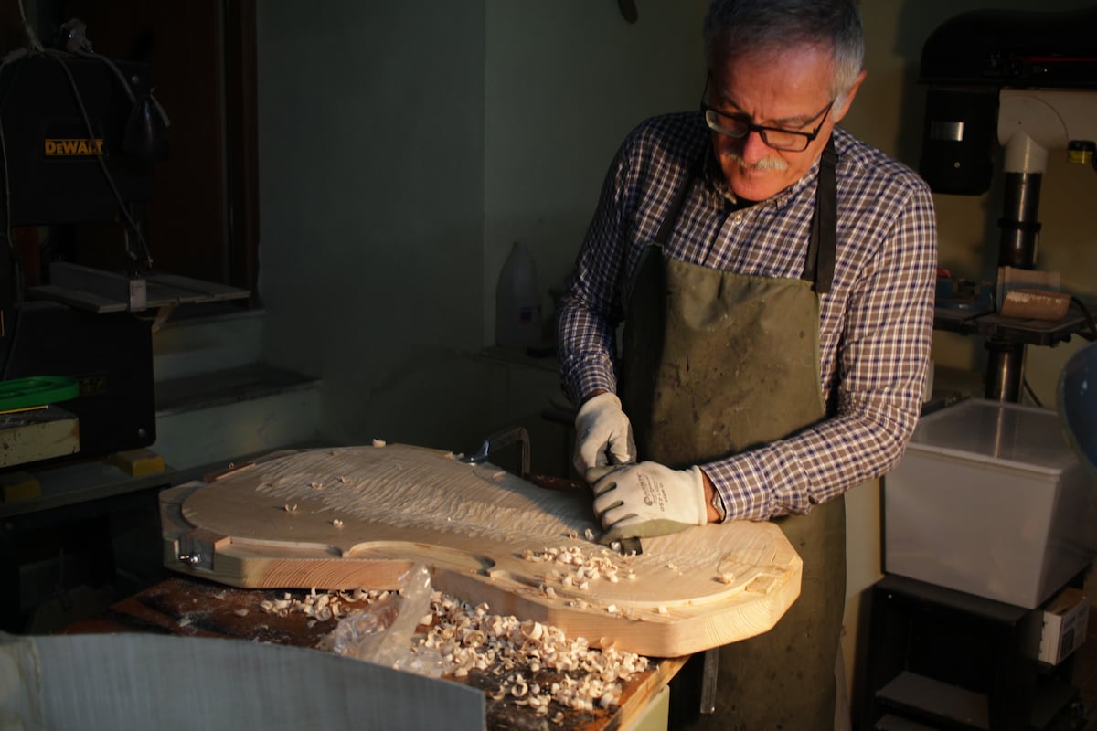 See how violins and electric guitars are made