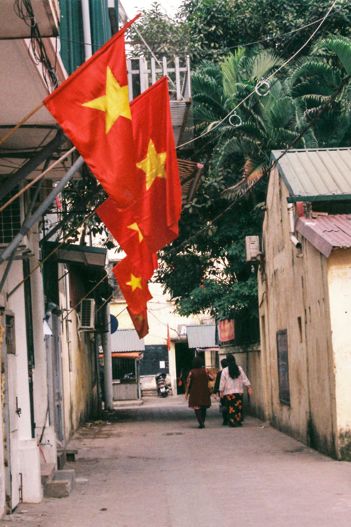 Enjoy an authentic Hanoian dinner