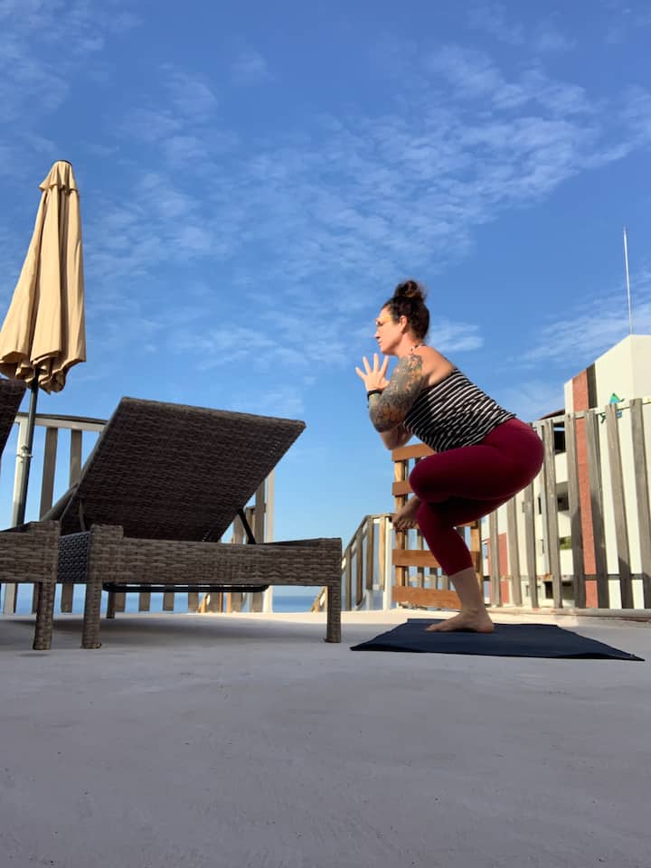 Haz yoga y visita el mercado con tu instructor