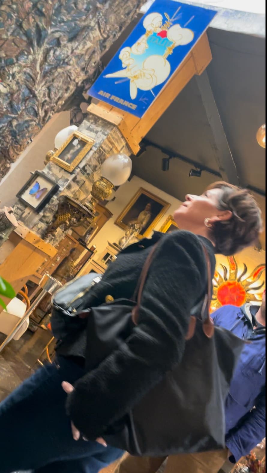 VIP Paris Flea Market Tour with Insider Access