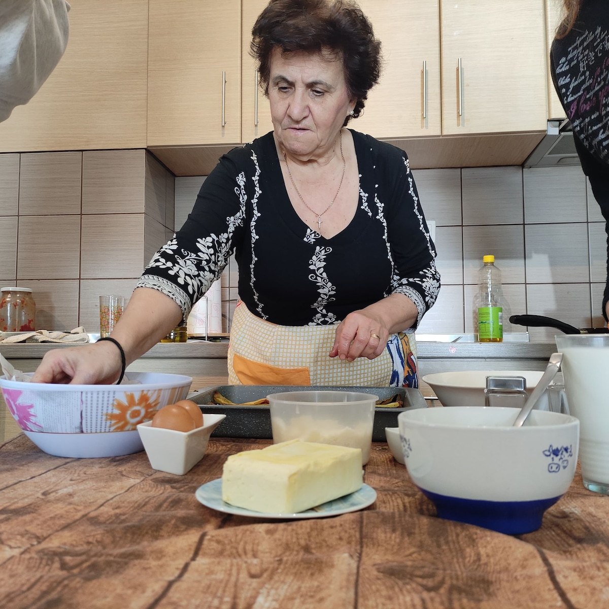 Пригответе автентични ястия и вечеряйте с гръцко семейство