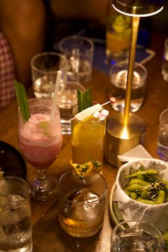 Hidden Bar Hopping With A Local