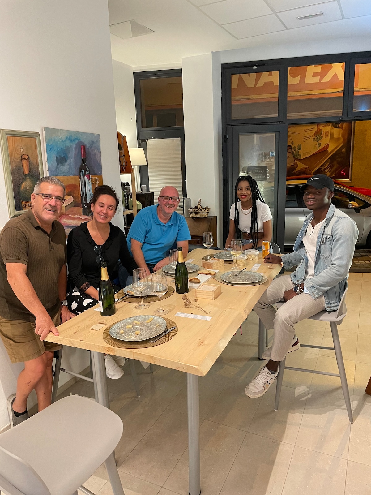 Canarian cheese tasting in Las Canteras