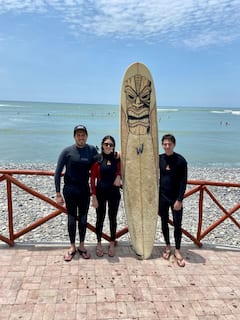 Clases privadas de surf en Miraflores, Lima, Perú