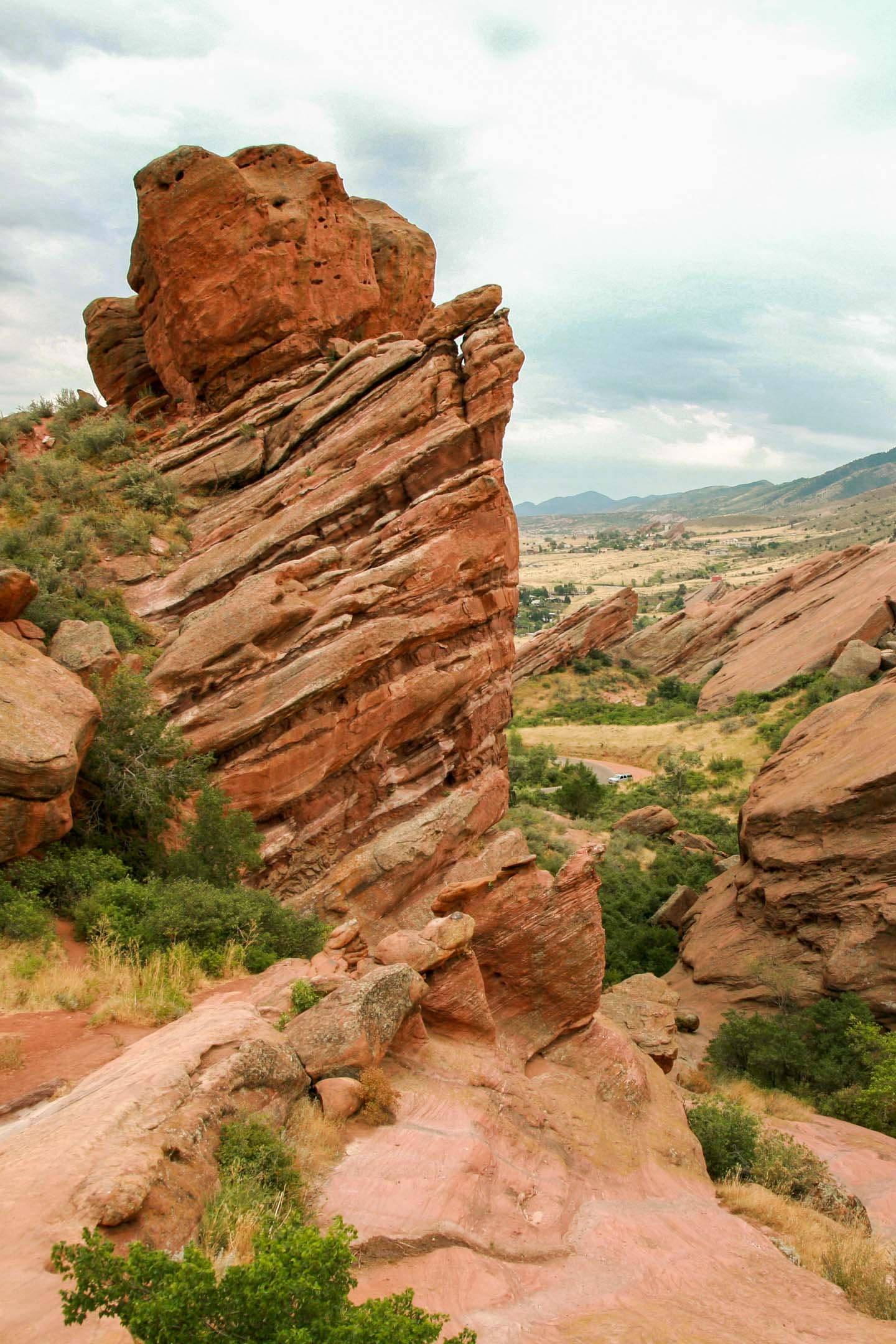 Scenic Sunrise Hike at Red Rocks · ☆4.97
