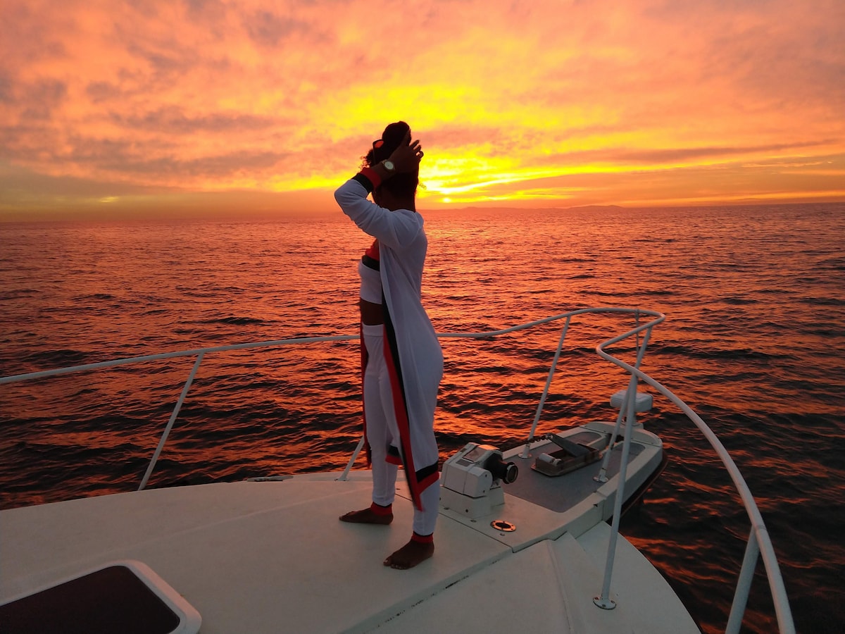 Cruise on a yacht with romantic city lights