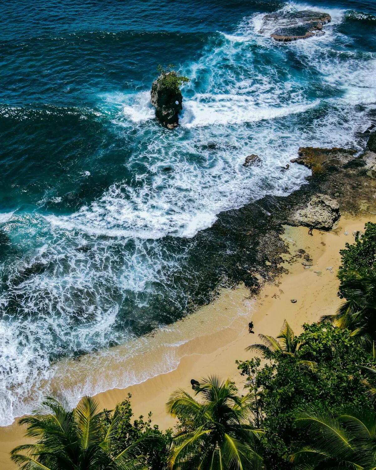 Hike to Secret beach & Boat Ride Back