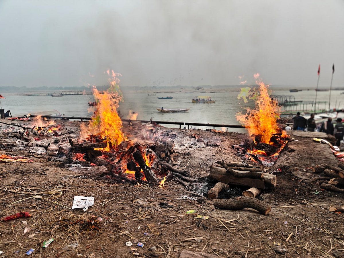 Varanasi Walking Tour with Monu