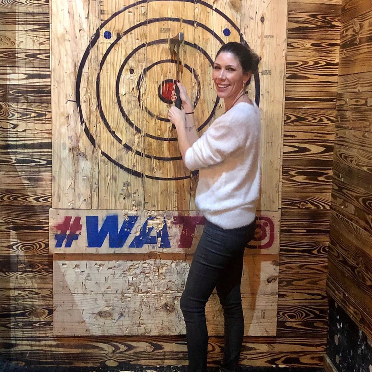 Throw axes in Spanish Fort