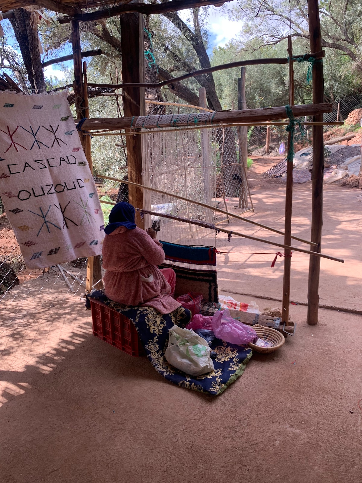 Walk to Ouzoud Falls