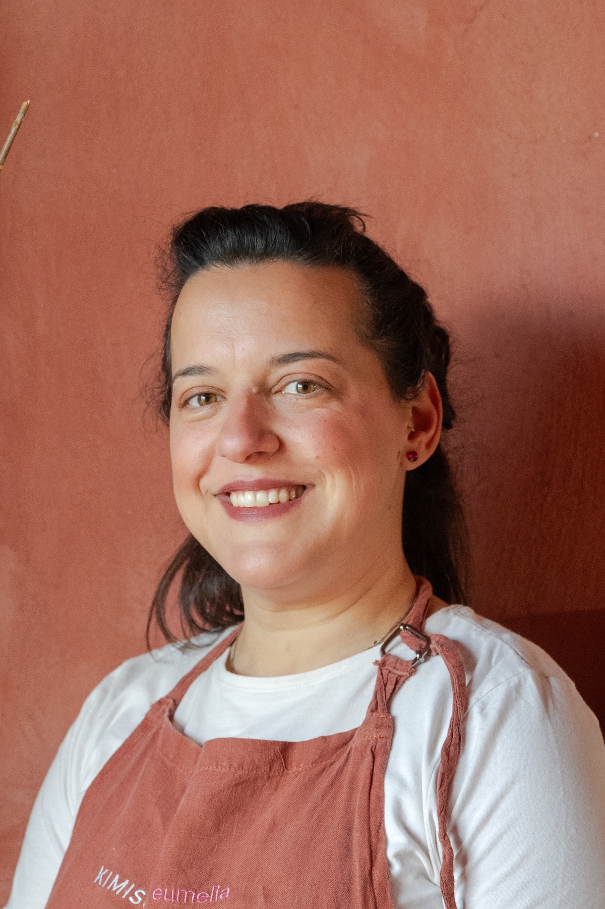 Probiere griechische Naturweine und passende Speisen