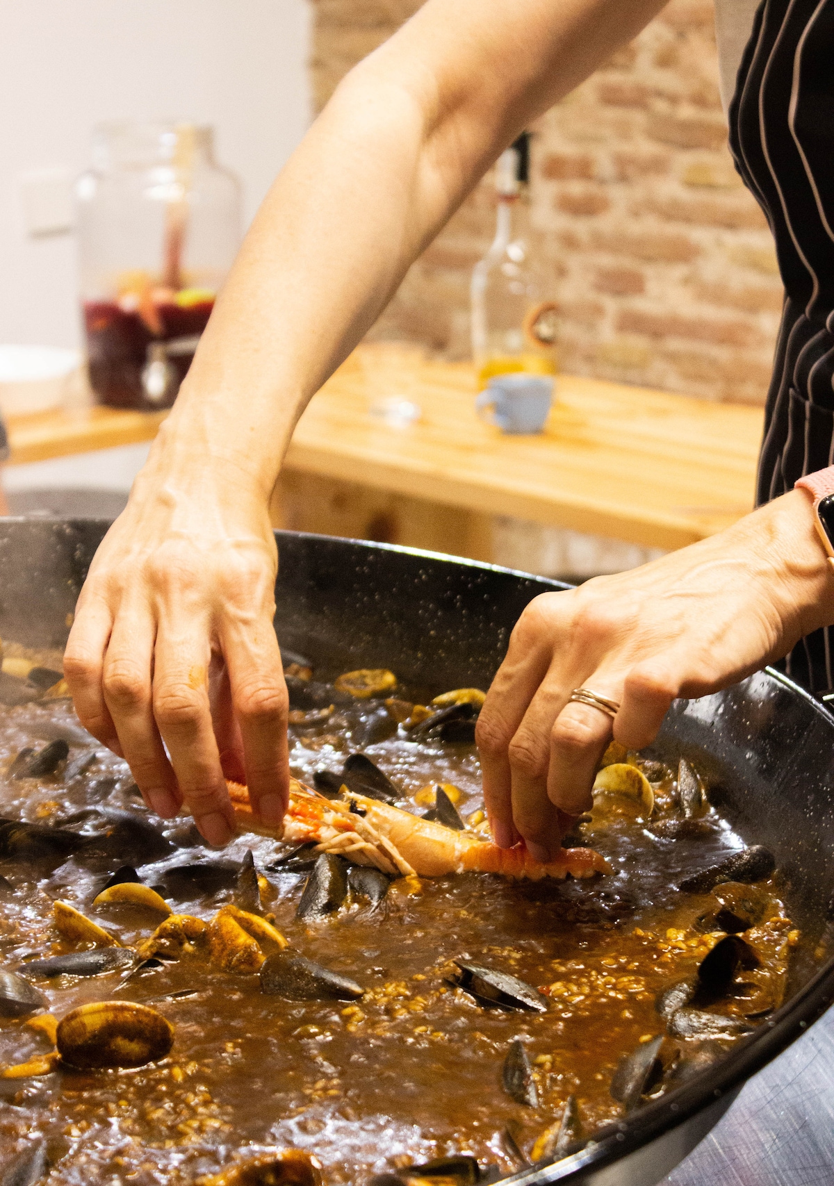 Pro Chefs Paella & Boqueria Market tour & Tapas