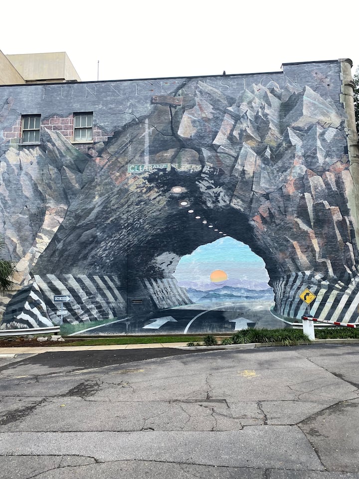 Потопете се в яркото улично изкуство
