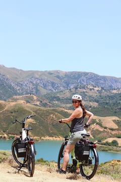 Paseo en bici eléctrica por el valle de Amari