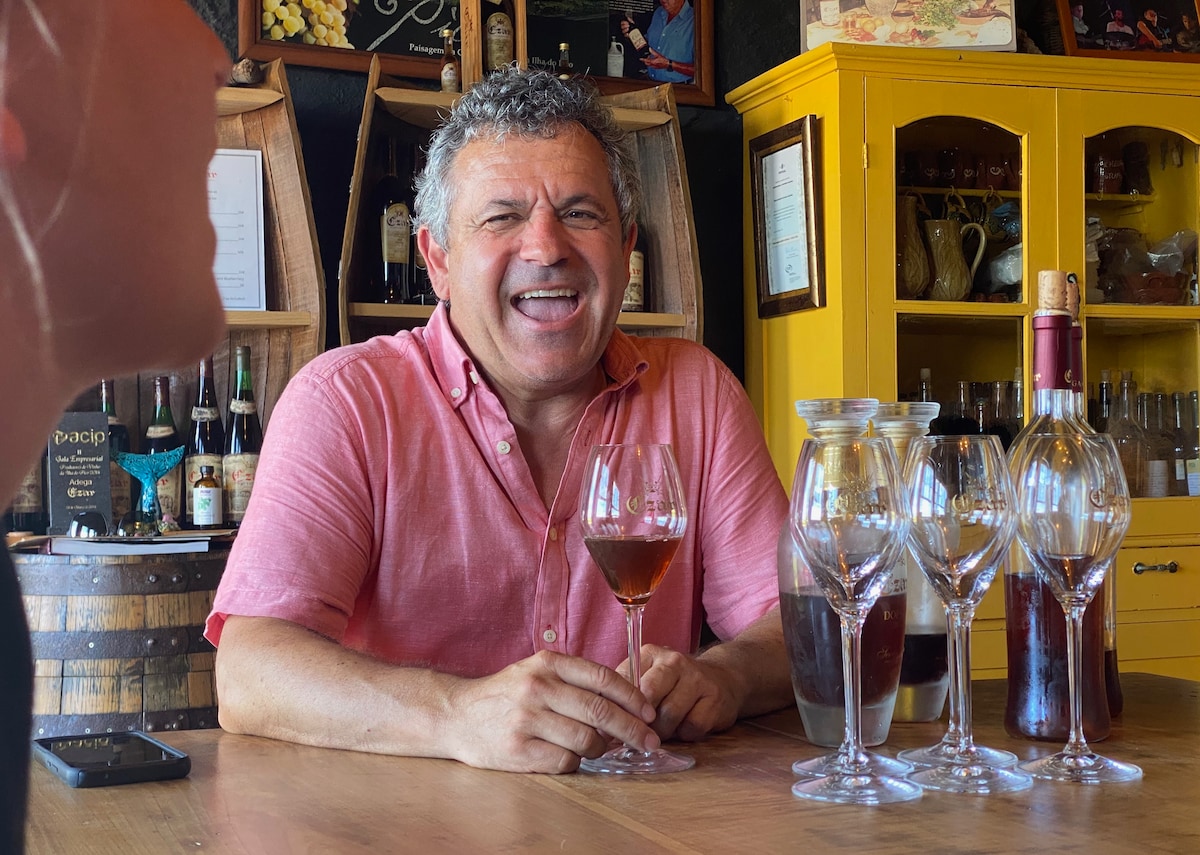 Luxury wine tasting at the Czar Pico Winery