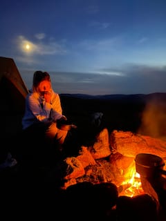Admira las estrellas con cabras de montaña