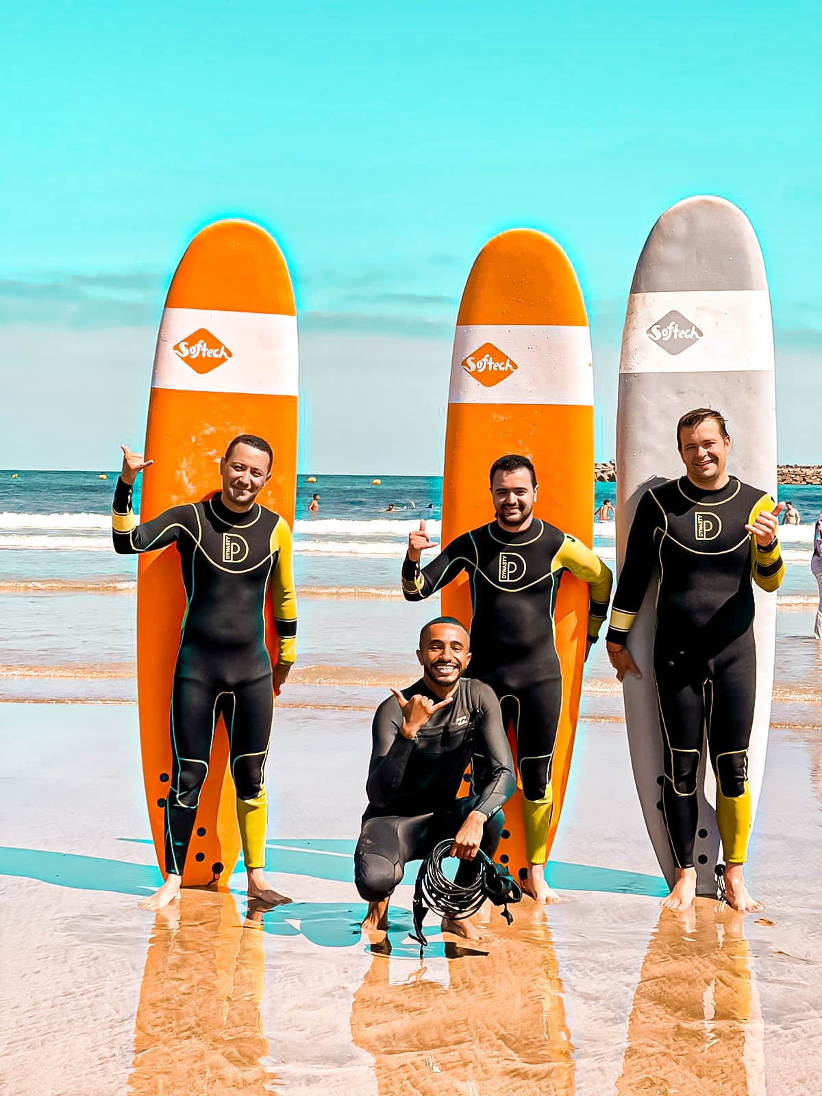 Surf on pirate trails