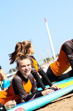 Oporto: Clase de surf con una escuela de surf con experiencia