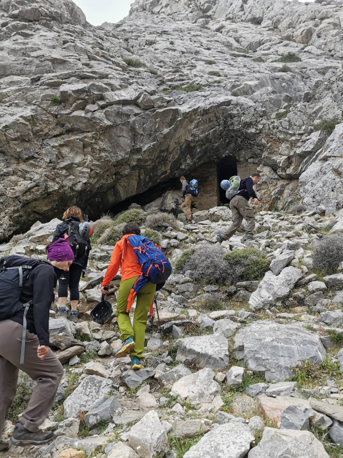 サニアラズ e.p. Hike Naxos' mountain Zas · ☆5.0