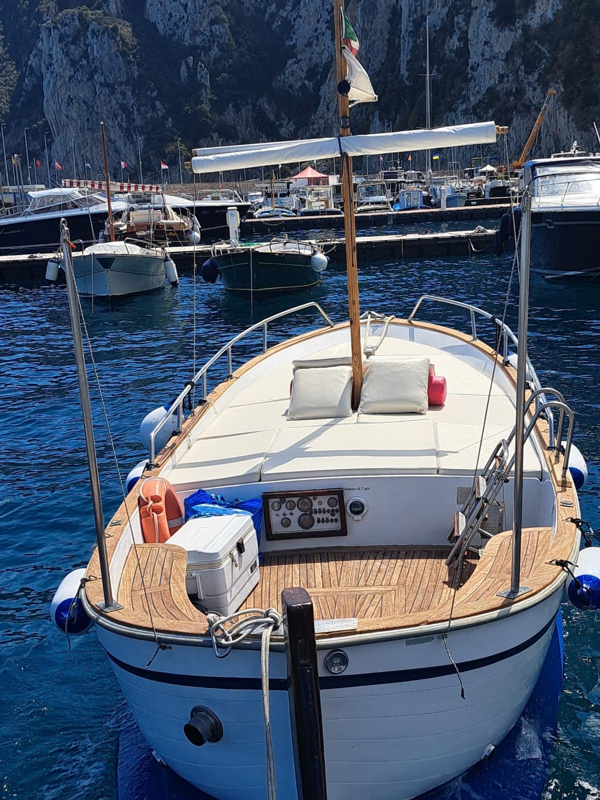 Erkunde die Küste von Capri