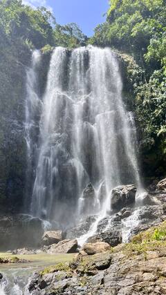 Recorre la cascada más alta de Bayamón desde San Juan