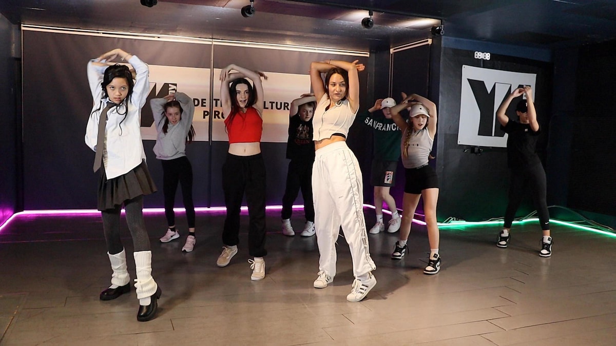 Seoul K-pop Dance Class w/ Video Filming & Editing