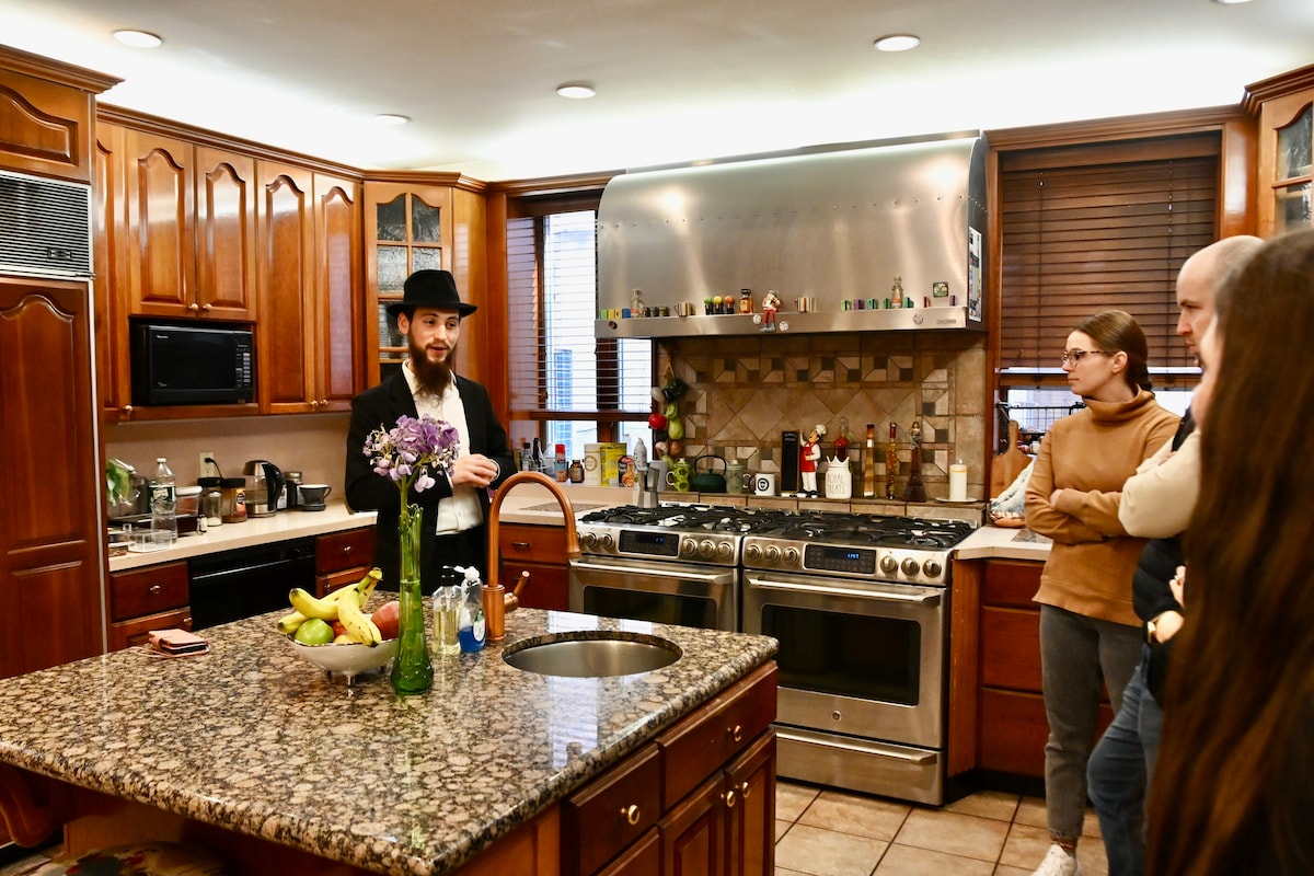 Discover Hasidic Brooklyn with a local Rabbi · ★4.98