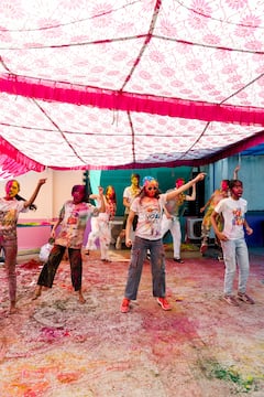 Celebra el Holi con colores orgánicos y Bollywood