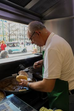 Recorrido gastronómico por la Lisboa antigua sin subidas: 17 degustaciones y bebidas