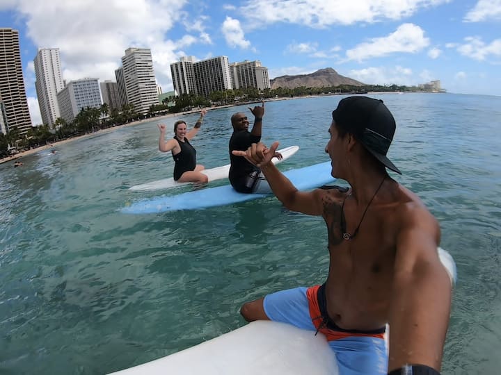 Sesión de surf con una GoPro nueva