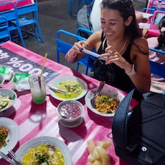 סיור הליכה באוכל רחוב בערב ביוגיאקרטה