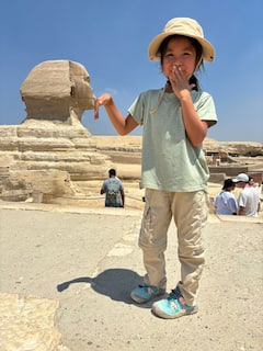 Musée égyptien, pyramides et sphinx