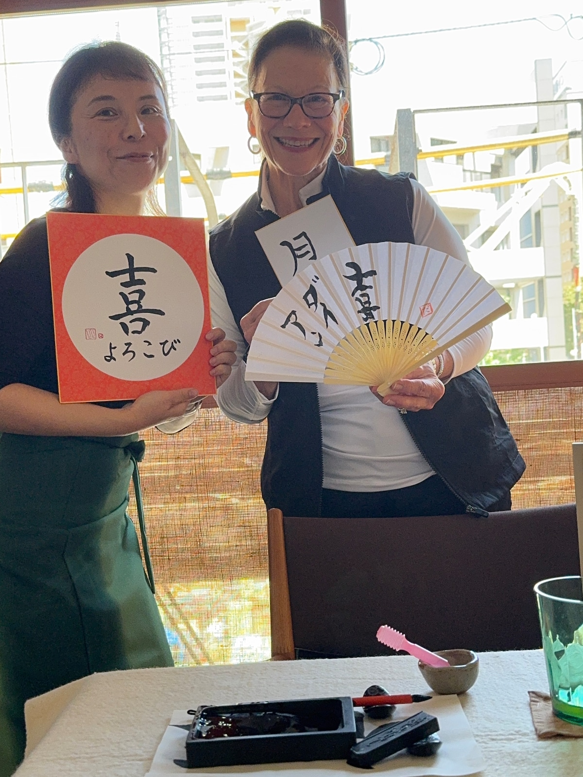 Enjoy a calligraphy experience in a private, quiet space for up to 2 people. A peaceful moment to face your soul in Kagoshima