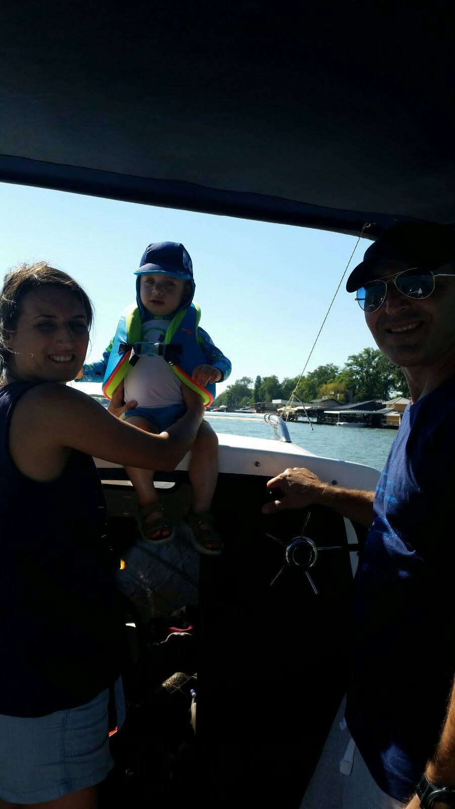 Cruise Belgrades rivers with a boat captain