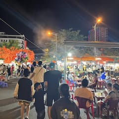 סיור בלילה היפהפה של דה נאנג עם טוסטוס